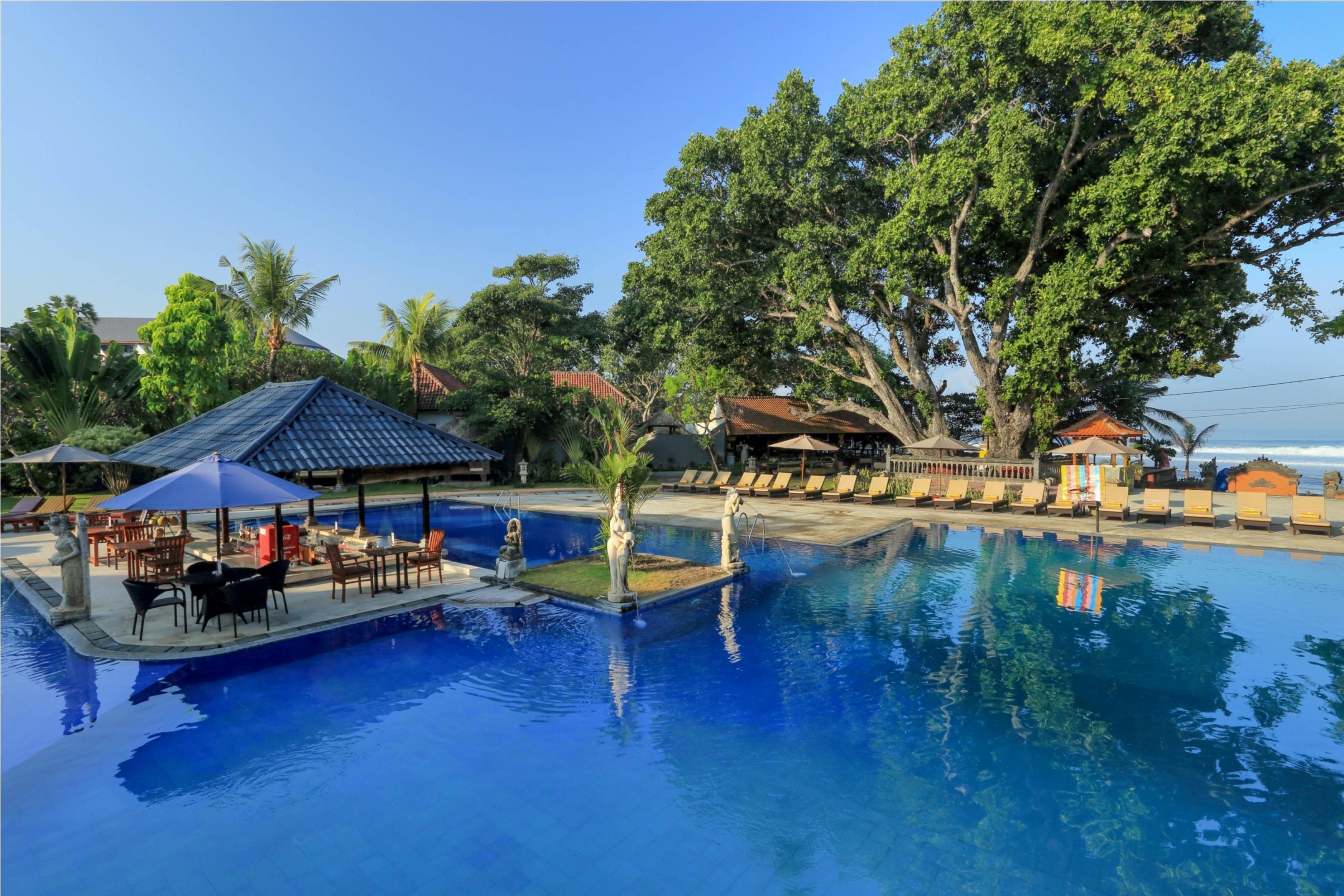 Puri Saron Hotel Seminyak Exterior photo